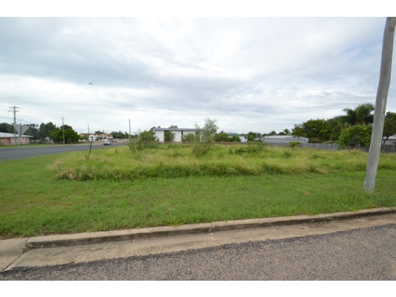 19 Sinclair Street, Bowen QLD 4805