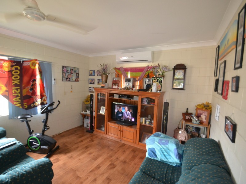10b Brisbane st, Bowen QLD 4805