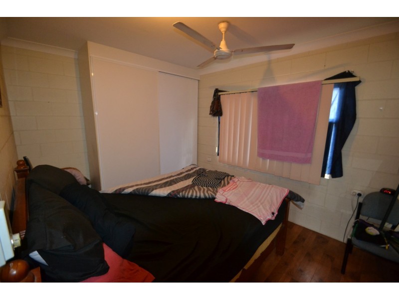 10b Brisbane st, Bowen QLD 4805