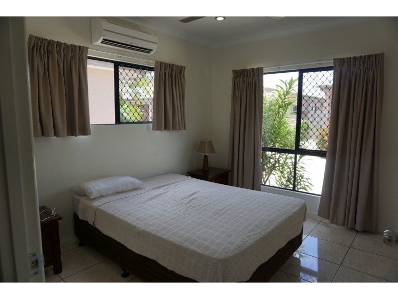 6/11 Kennedy Street, Bowen QLD 4805