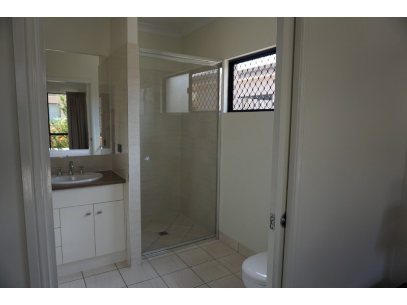 6/11 Kennedy Street, Bowen QLD 4805
