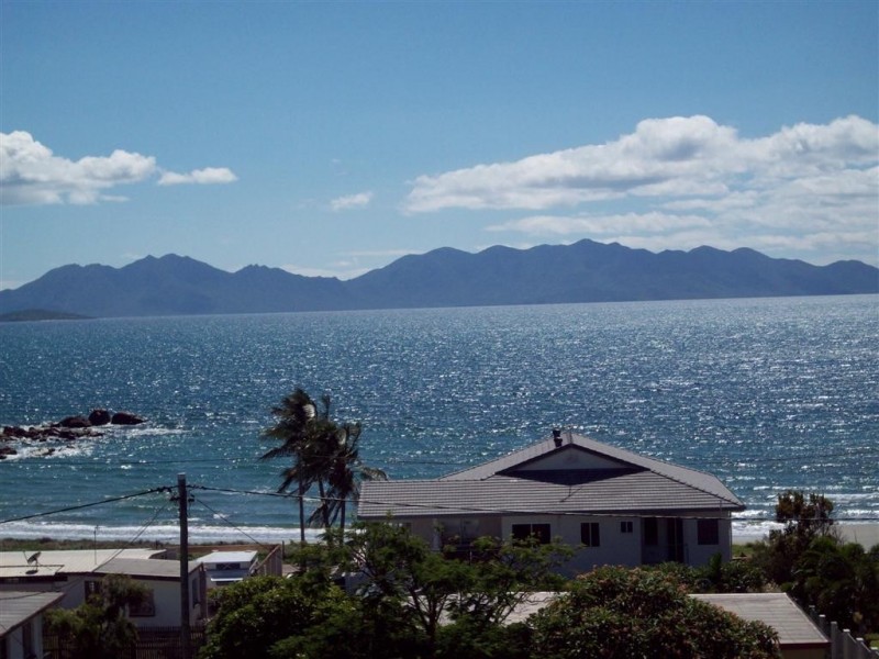 11 Avicennia Street, Bowen QLD 4805