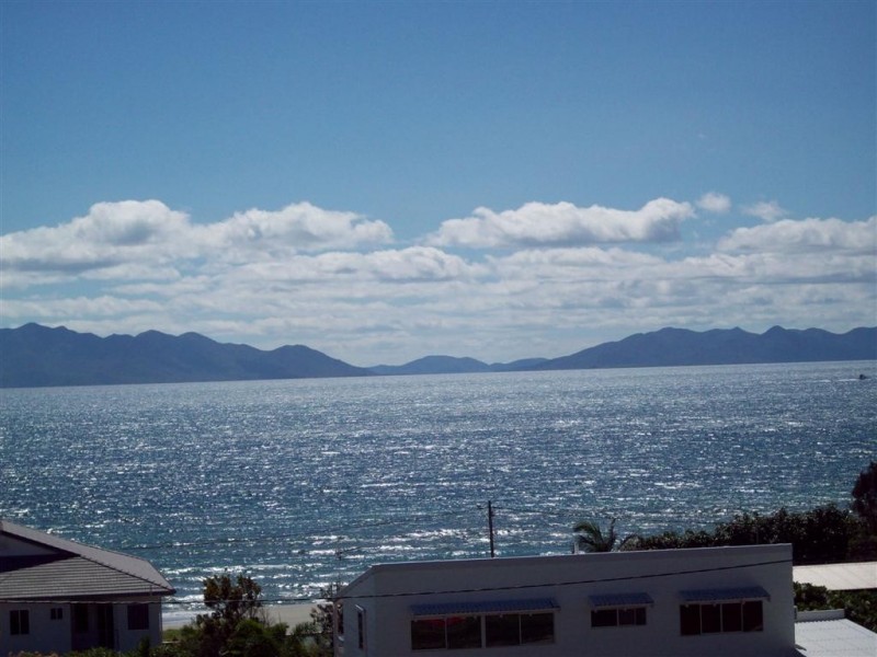 11 Avicennia Street, Bowen QLD 4805