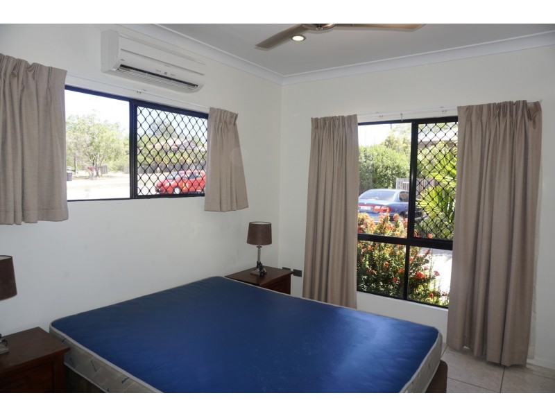 1/11 Kennedy Street, Bowen QLD 4805