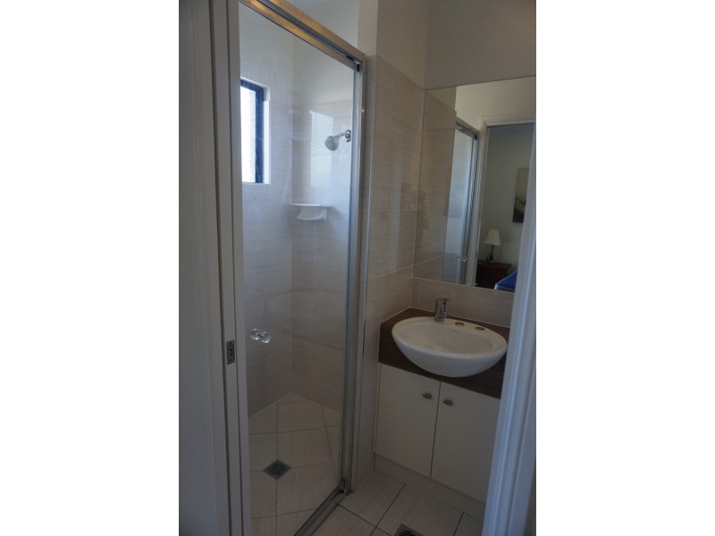 1/11 Kennedy Street, Bowen QLD 4805