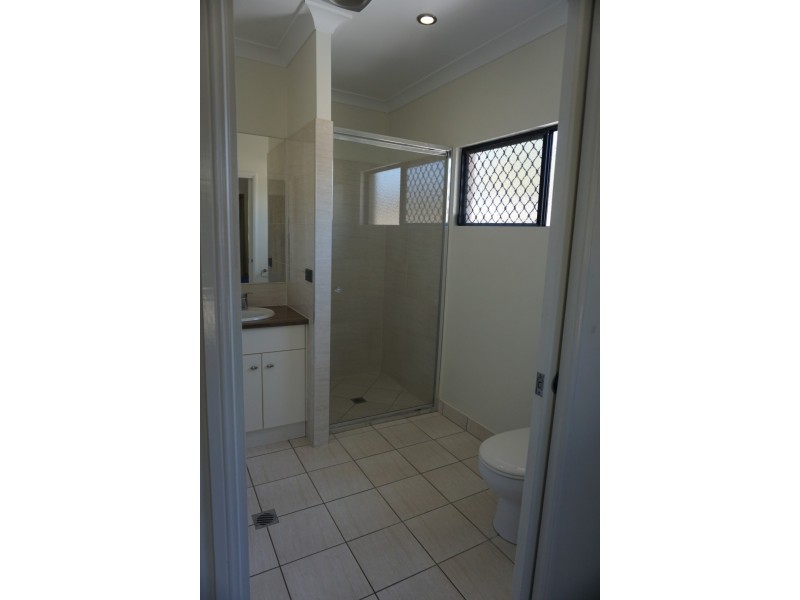 1/11 Kennedy Street, Bowen QLD 4805