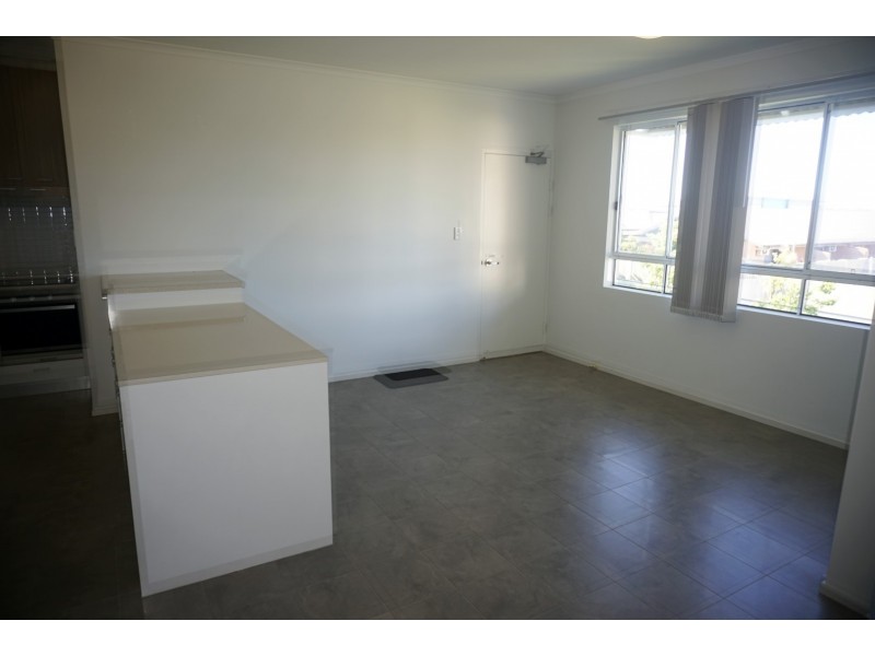 Unit 11/10 Williams Street, Bowen QLD 4805