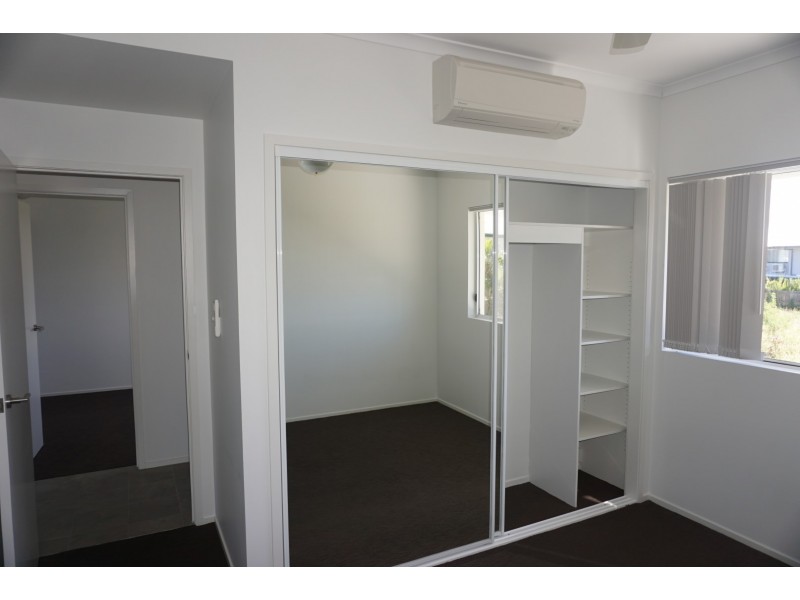 Unit 11/10 Williams Street, Bowen QLD 4805