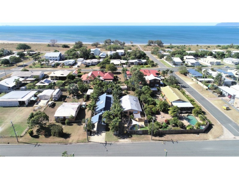 18 Gloucester Street, Bowen QLD 4805