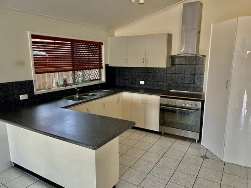 18 Gloucester Street, Bowen QLD 4805