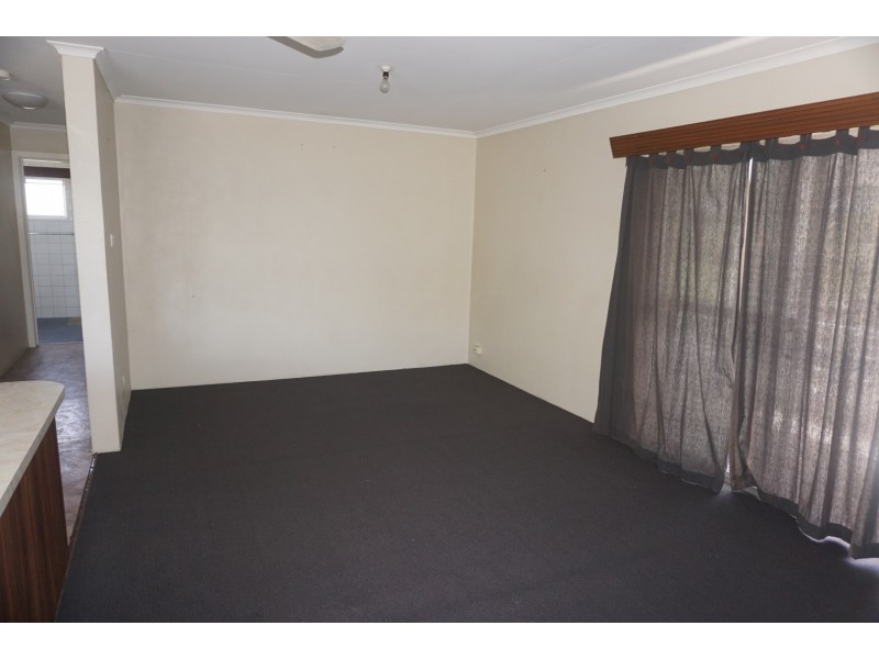 4 Casuarina Street, Bowen QLD 4805