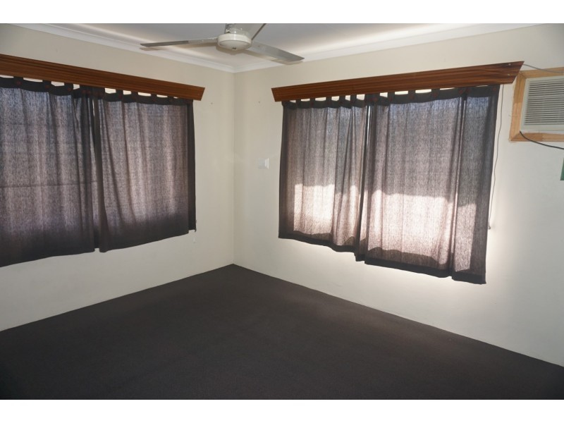 4 Casuarina Street, Bowen QLD 4805