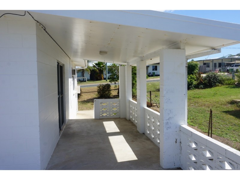 4 Casuarina Street, Bowen QLD 4805