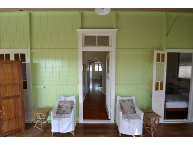 19 Poole st, Bowen QLD 4805