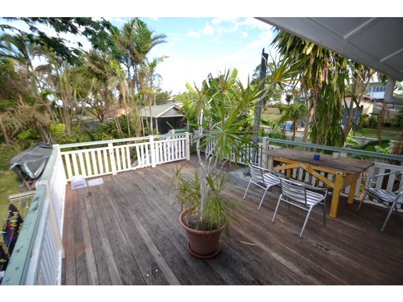 19 Poole st, Bowen QLD 4805