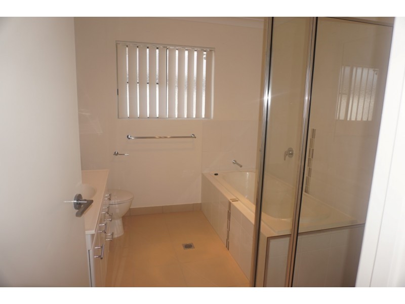 155 Queens Road, Bowen QLD 4805