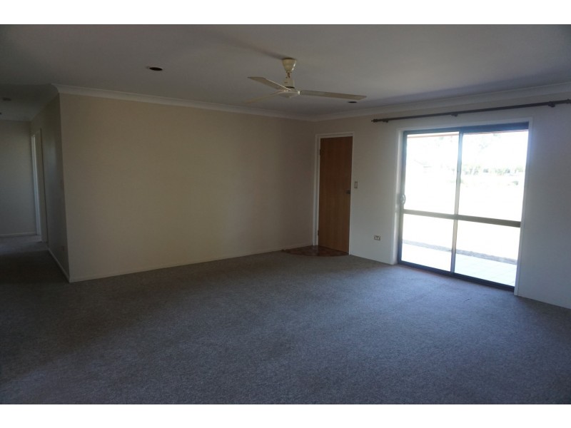 16 Oak Crescent, Bowen QLD 4805