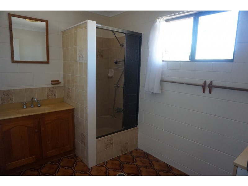 16 Oak Crescent, Bowen QLD 4805