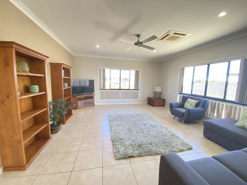 9 Banks Drive, Bowen QLD 4805