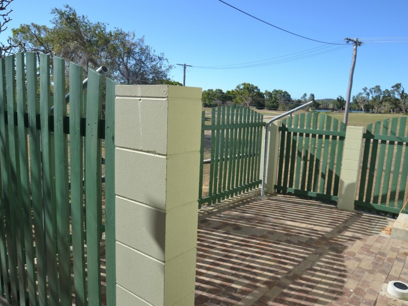 108 Herbert st, Bowen QLD 4805