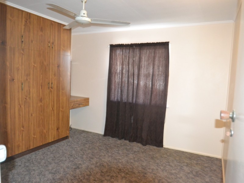 98 Gregory st, Bowen QLD 4805