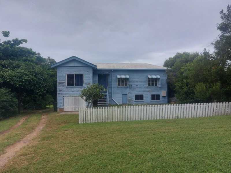 73 Poole Street, Bowen QLD 4805
