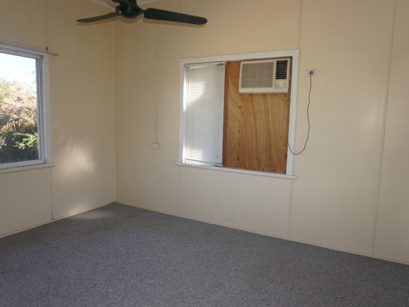 73 Poole Street, Bowen QLD 4805