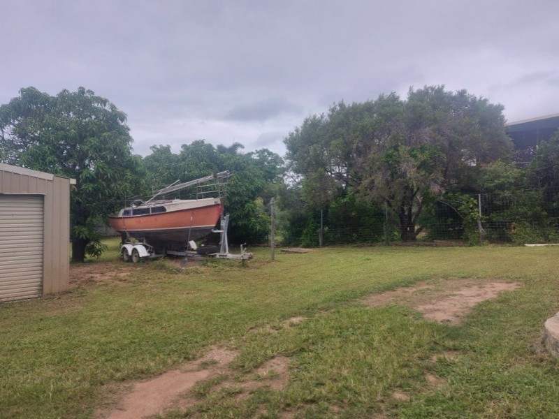 73 Poole Street, Bowen QLD 4805