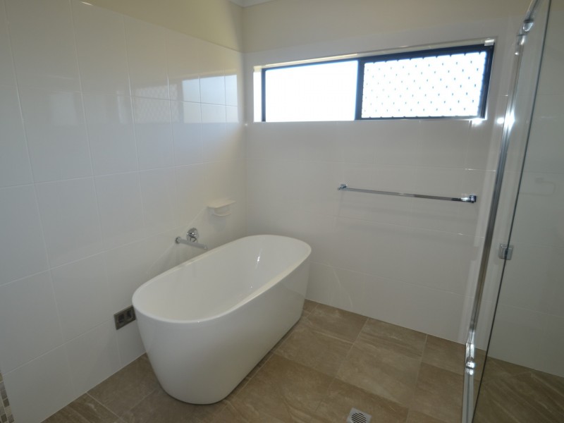 29 Harrison Crt, Bowen QLD 4805