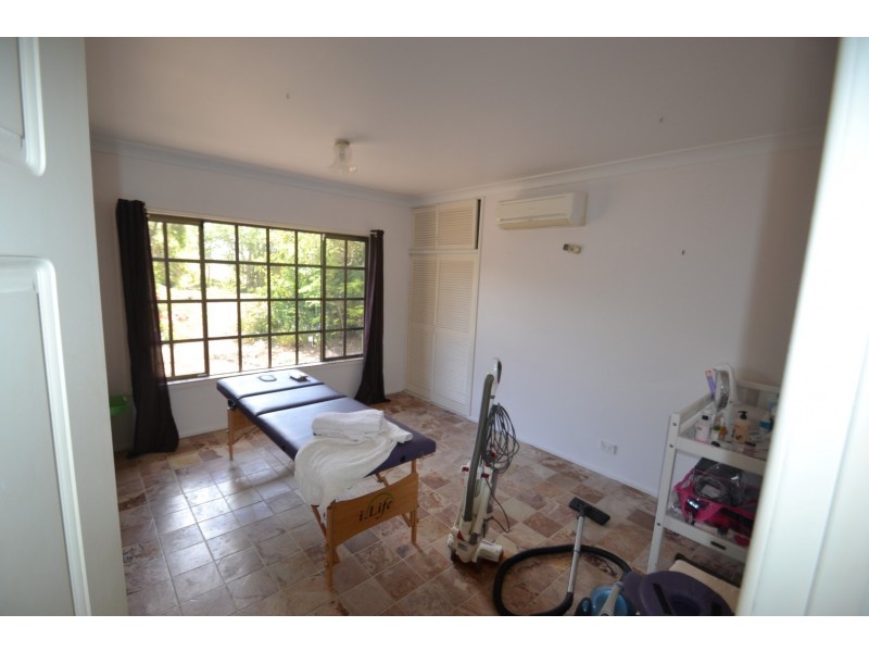 41 Hillview Rd, Bowen QLD 4805