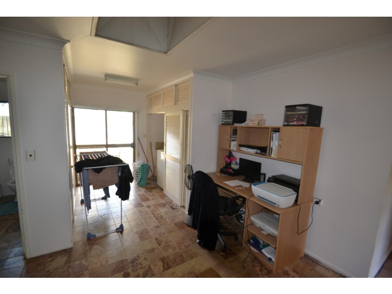 41 Hillview Rd, Bowen QLD 4805