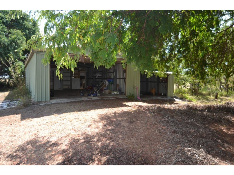 41 Hillview Rd, Bowen QLD 4805