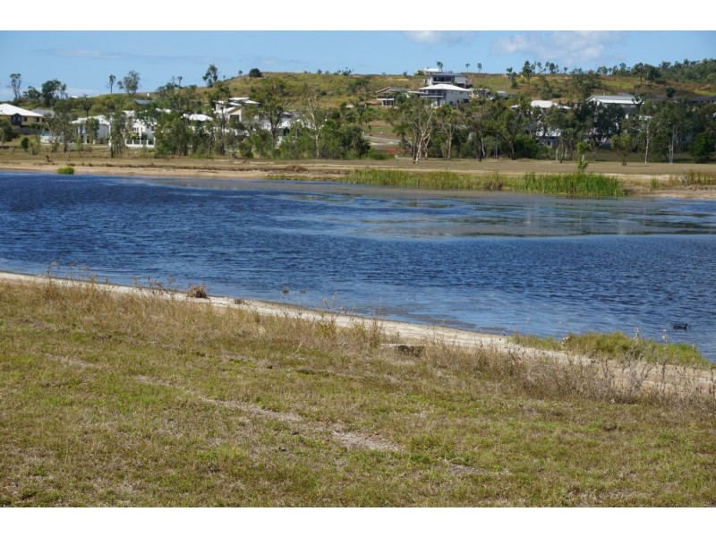 26 scenic Crescent, Bowen QLD 4805