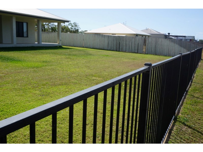 26 scenic Crescent, Bowen QLD 4805