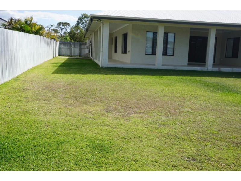 26 scenic Crescent, Bowen QLD 4805