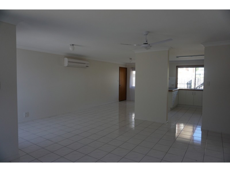 1/116A Soldiers Road, Bowen QLD 4805