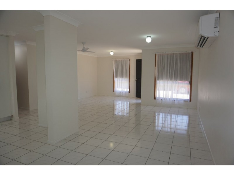 1/116A Soldiers Road, Bowen QLD 4805