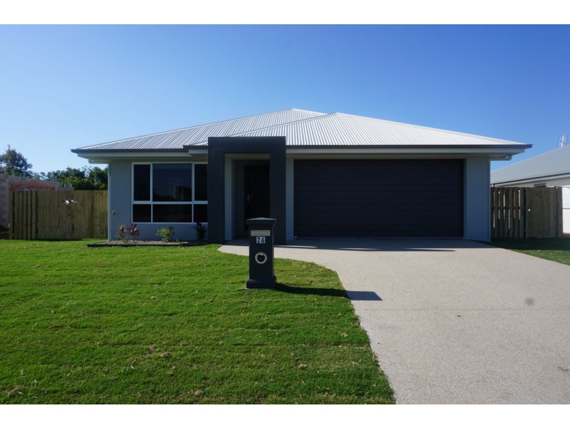 26 Duke Street, Bowen QLD 4805