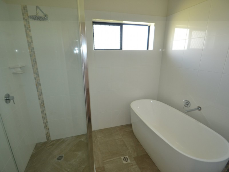 28 Harrison Crt, Bowen QLD 4805