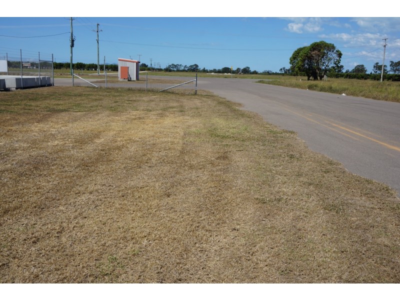 38 Collinsville Road, Bowen QLD 4805