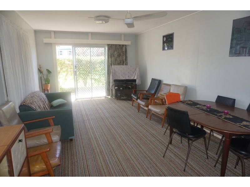 16 Casuarina St, Bowen QLD 4805