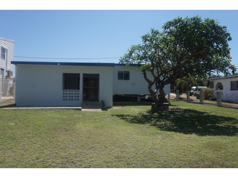 16 Casuarina St, Bowen QLD 4805