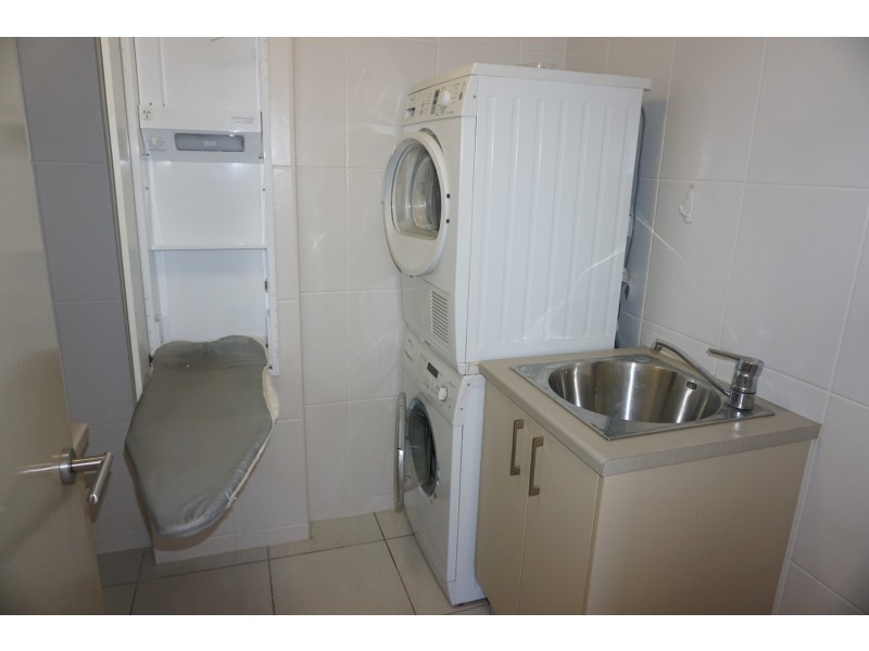 Apartment 1/2b Horseshoe Bay Road, Bowen QLD 4805