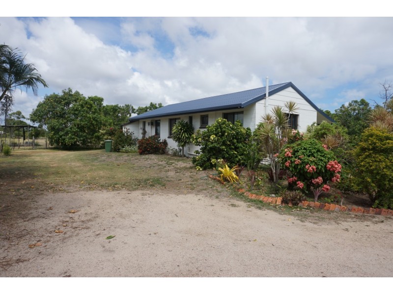 40 Inverdon Road, Bowen QLD 4805