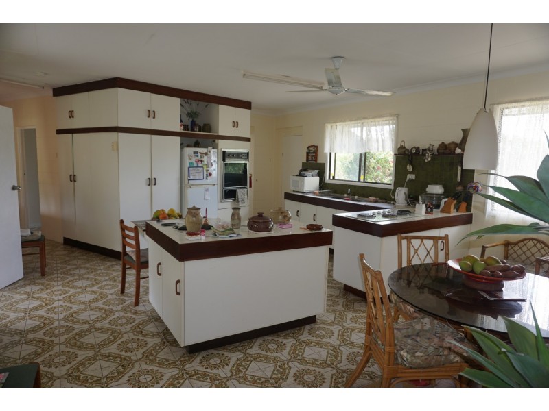 40 Inverdon Road, Bowen QLD 4805