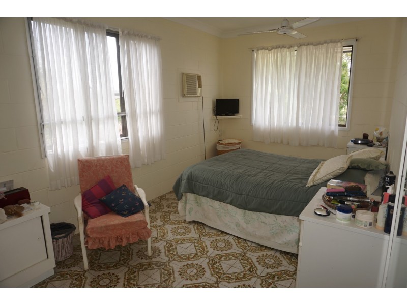 40 Inverdon Road, Bowen QLD 4805