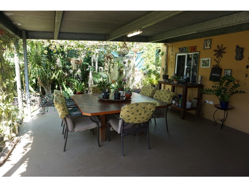 4 Livingstone Street, Bowen QLD 4805