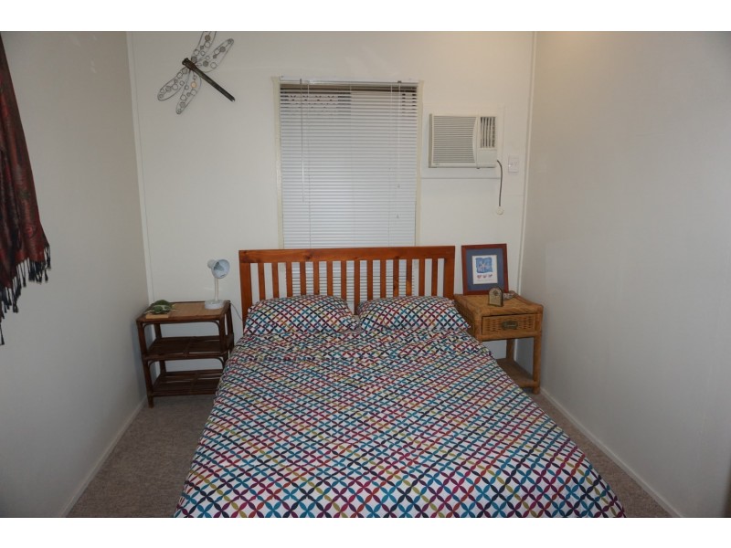 4 Livingstone Street, Bowen QLD 4805