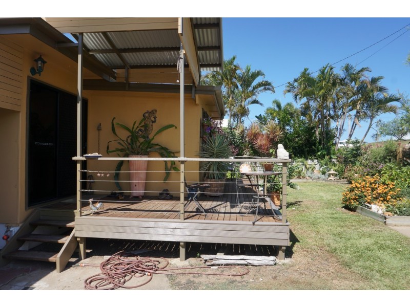4 Livingstone Street, Bowen QLD 4805