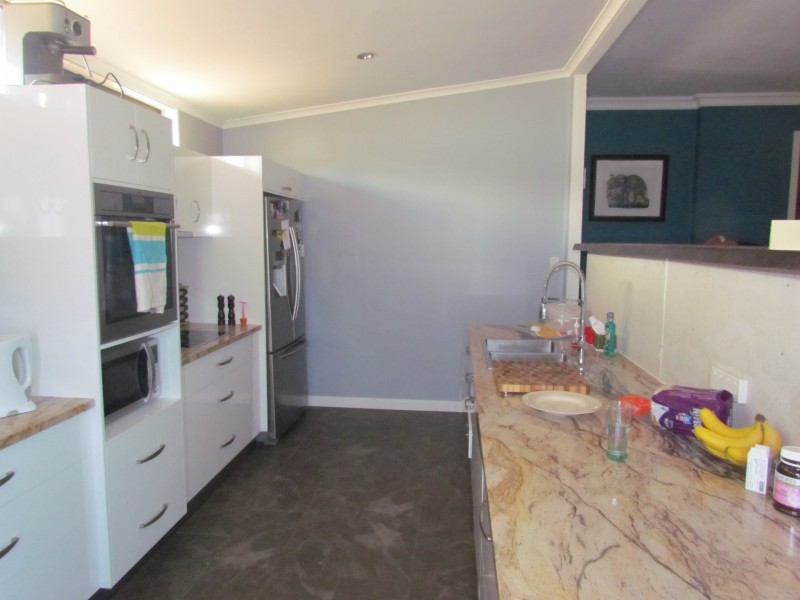 12 Daniel Street, Bowen QLD 4805